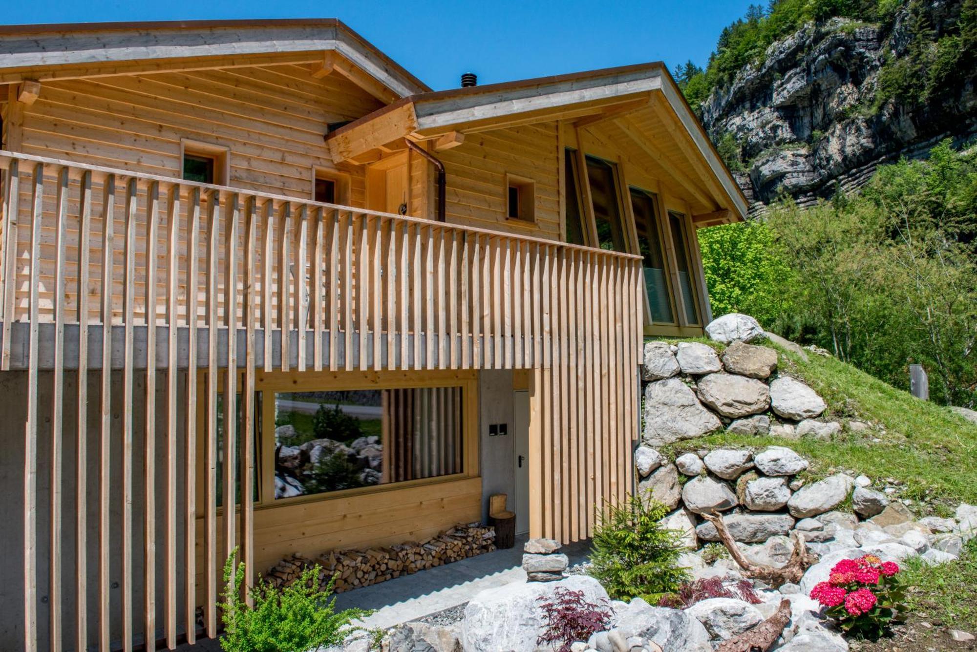 Huettenhotel Husky Lodge Muotathal Exteriör bild